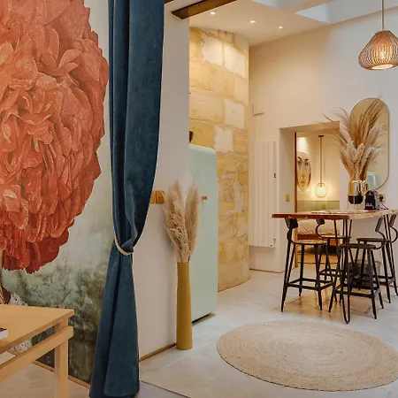 Boheme Eyes - Bordeauxlidays Bordeaux